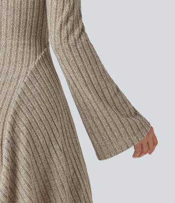 Robe mini évasée en maille côtelée à encolure carrée, manches longues à volants et nœud décoratif
