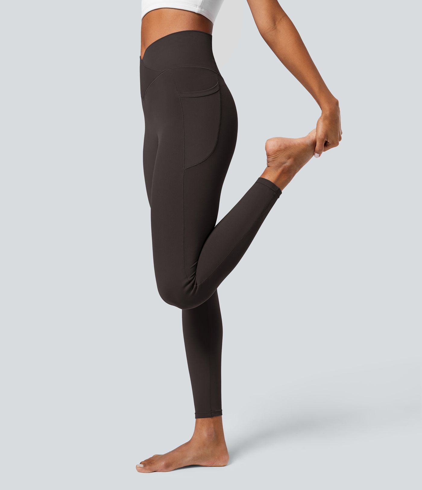 SoftlyZero™ leggings de corte cruzado con bolsillos, lisos SoftlyZero™ leggings de corte cruzado con bolsillos, lisos