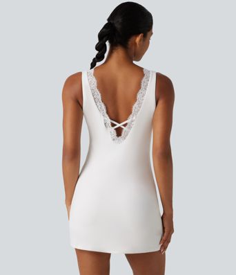 Robe-short de yoga mini SoftlyZero™ Plush accès facile Easy Peasy à col V avec coussinets amovibles, dentelle contrastée et poches