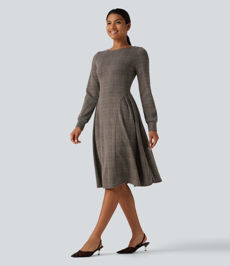 Ausgestelltes Büro-Midikleid mit U-Boot-Ausschnitt, langen Ärmeln und Karomuster