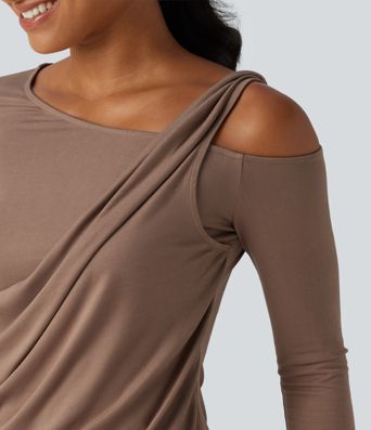 One Shoulder Long Sleeve Ruched Asymmetric Back Casual T-Shirt One Shoulder Long Sleeve Ruched Asymmetric Back Casual T-Shirt