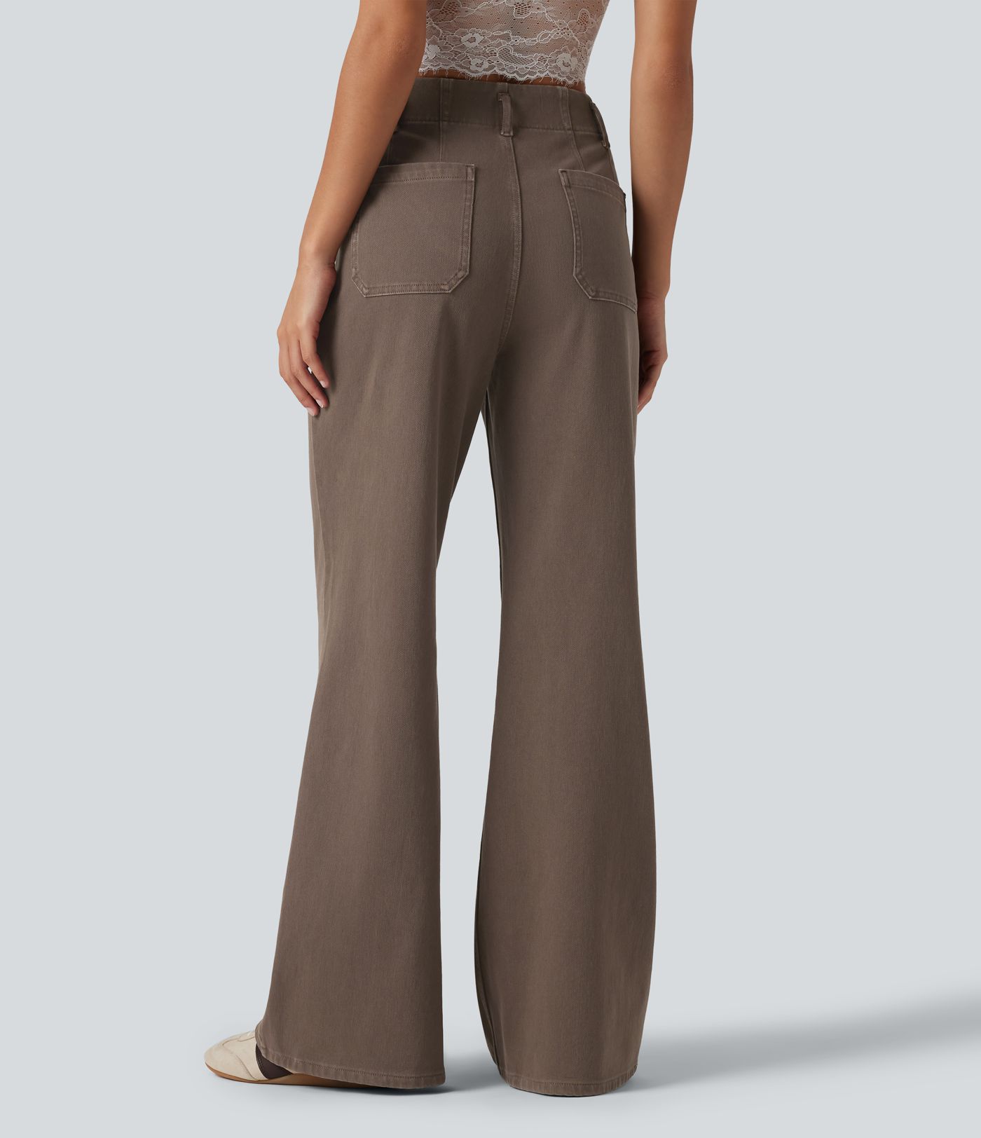 Halara Flex™ högmidjade, utsvängda och färgglada vardagsjeans med fickor