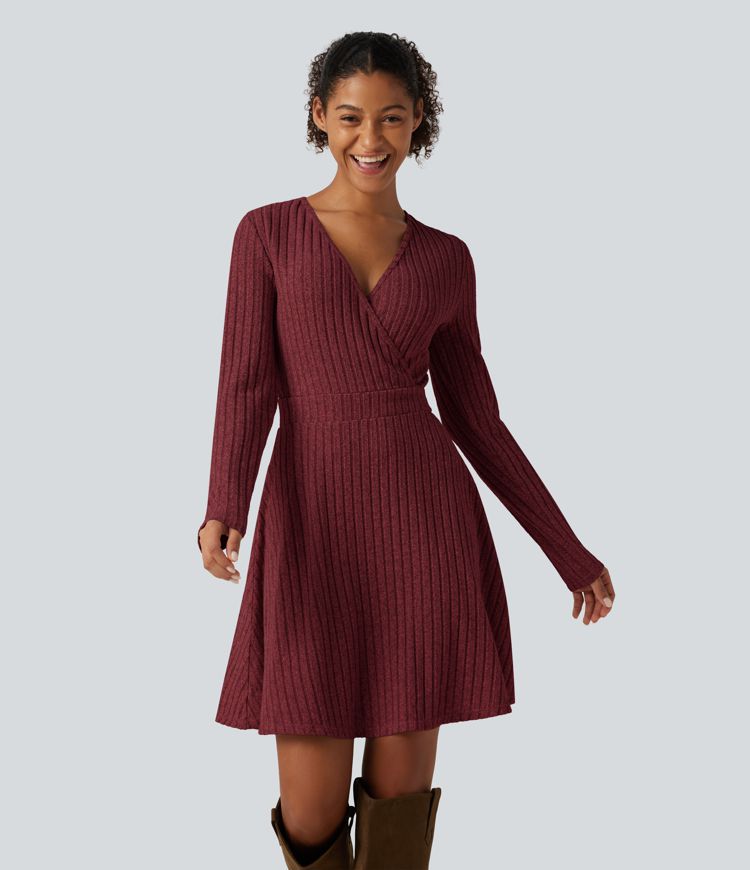 Robe mini en maille côtelée à col V croisé et manches longues