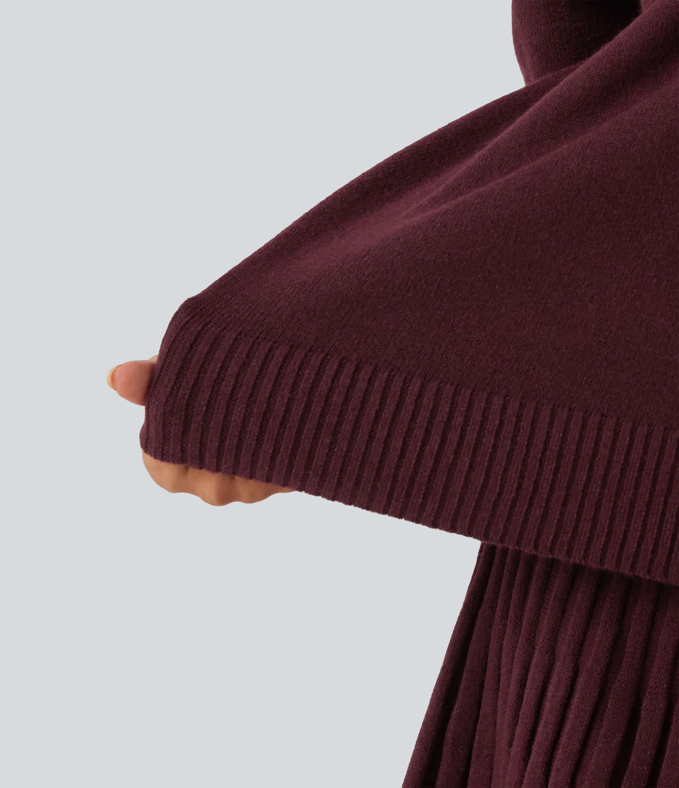 Lässiger Pullover mit hohem Kragen und langen Ärmeln Lässiger Pullover mit hohem Kragen und langen Ärmeln
