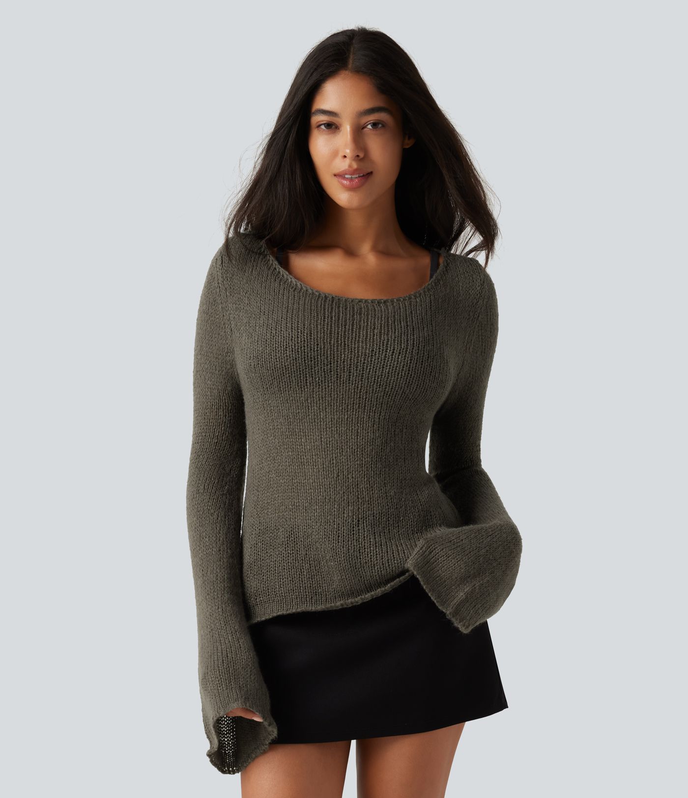 Pull en mélange de laine à encolure bateau, manches longues à volants et lien au dos