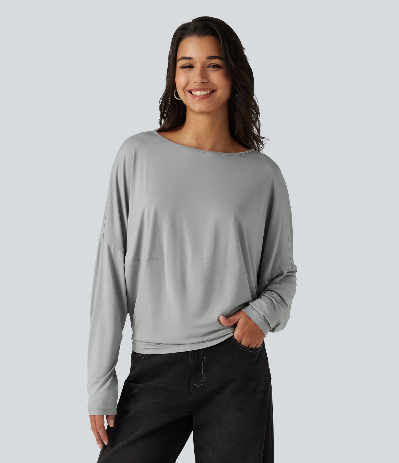 Round Neck Long Sleeve Relaxed Casual Top Round Neck Long Sleeve Relaxed Casual Top