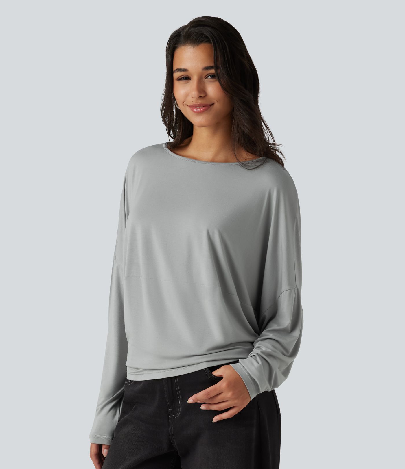Round Neck Long Sleeve Relaxed Casual Top Round Neck Long Sleeve Relaxed Casual Top
