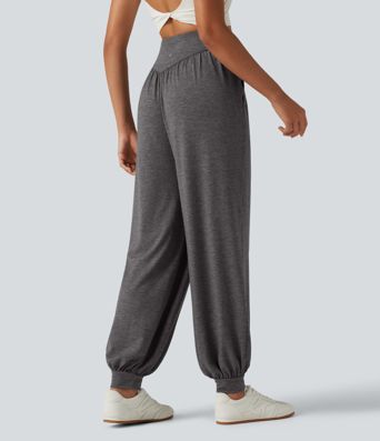 High Waisted V Shaped Yoga Joggers with Pockets High Waisted V Shaped Yoga Joggers with Pockets