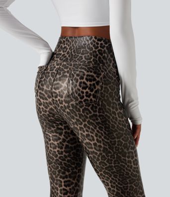 Lässige Leggings aus elastischem Kunstleder mit hohem Bund, Gesäßtaschen, Bauchkontrolle und Leopardenmuster - skinny fit Lässige Leggings aus elastischem Kunstleder mit hohem Bund, Gesäßtaschen, Bauchkontrolle und Leopardenmuster - skinny fit