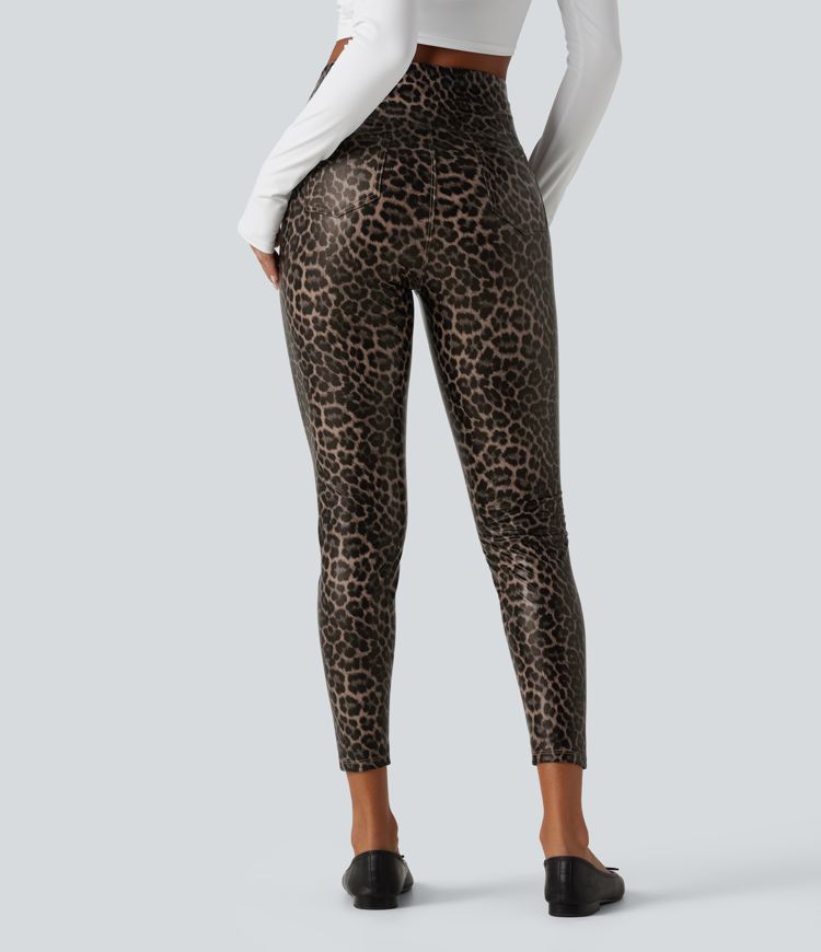 Lässige Leggings aus elastischem Kunstleder mit hohem Bund, Gesäßtaschen, Bauchkontrolle und Leopardenmuster - skinny fit Lässige Leggings aus elastischem Kunstleder mit hohem Bund, Gesäßtaschen, Bauchkontrolle und Leopardenmuster - skinny fit