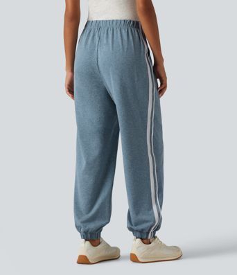 Lässige Jogginghose mit mittelhohem Bund, Seitentaschen und Farbblock