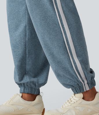 Lässige Jogginghose mit mittelhohem Bund, Seitentaschen und Farbblock