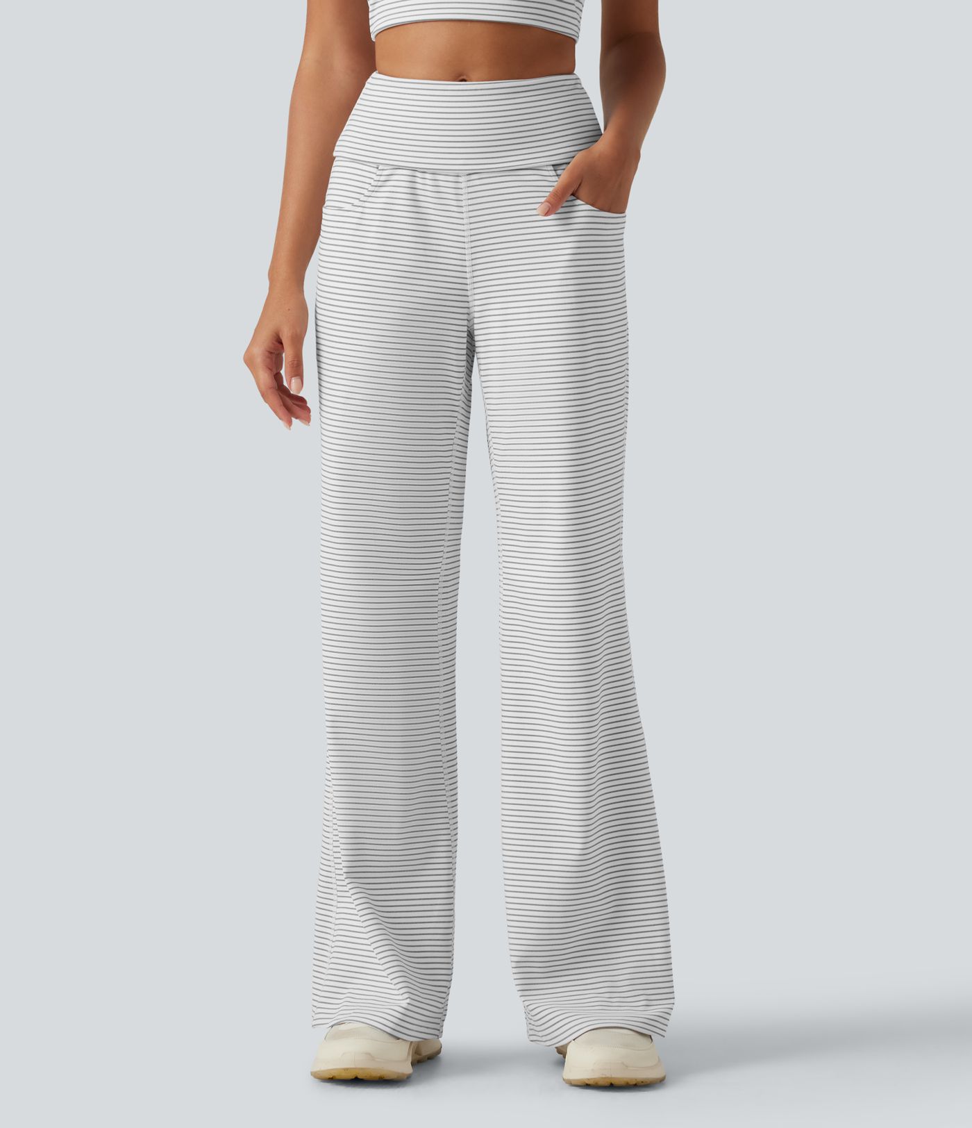 Mid Rise Foldover Waistband Stripes Flare Yoga Leggings with Pockets Mid Rise Foldover Waistband Stripes Flare Yoga Leggings with Pockets