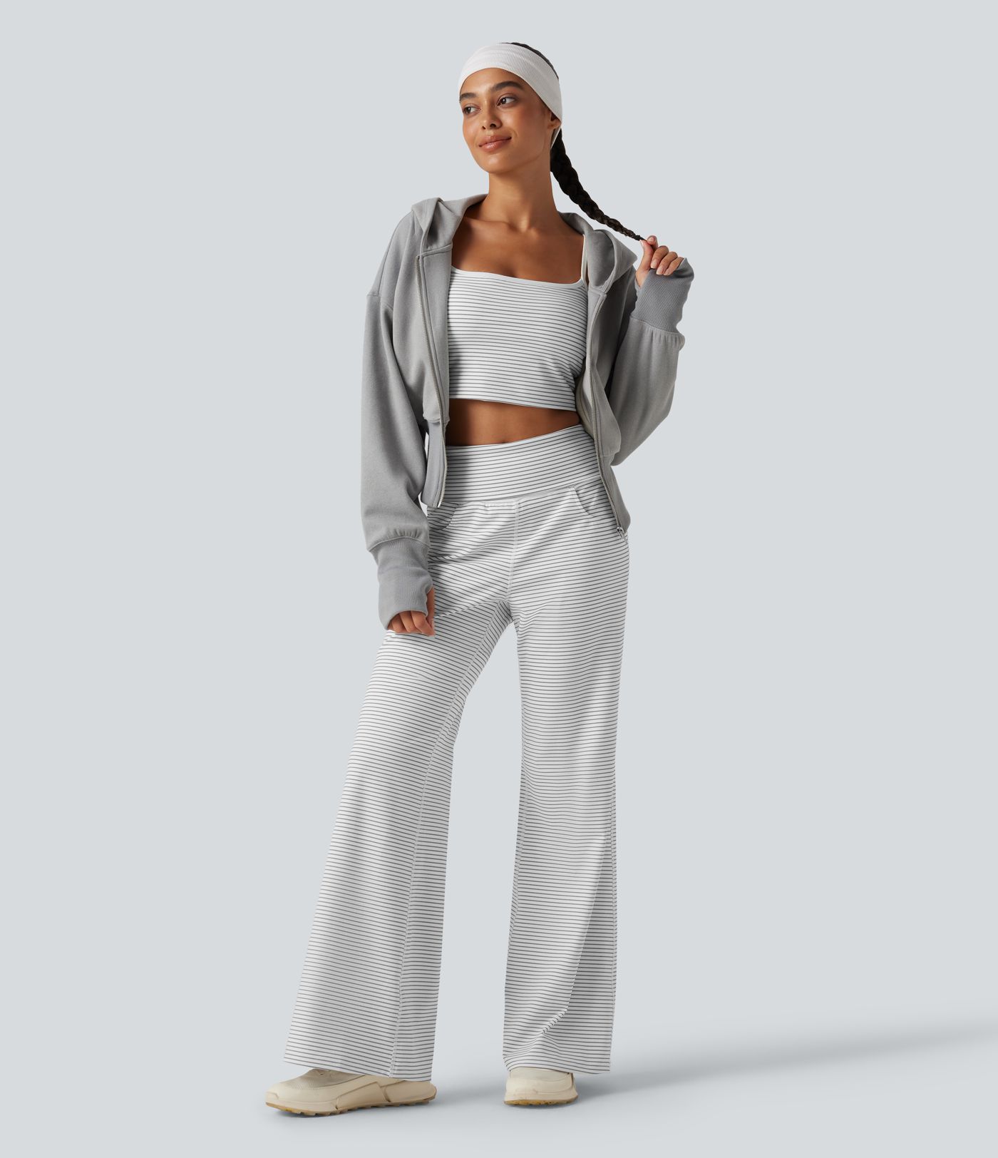 Mid Rise Foldover Waistband Stripes Flare Yoga Leggings with Pockets Mid Rise Foldover Waistband Stripes Flare Yoga Leggings with Pockets