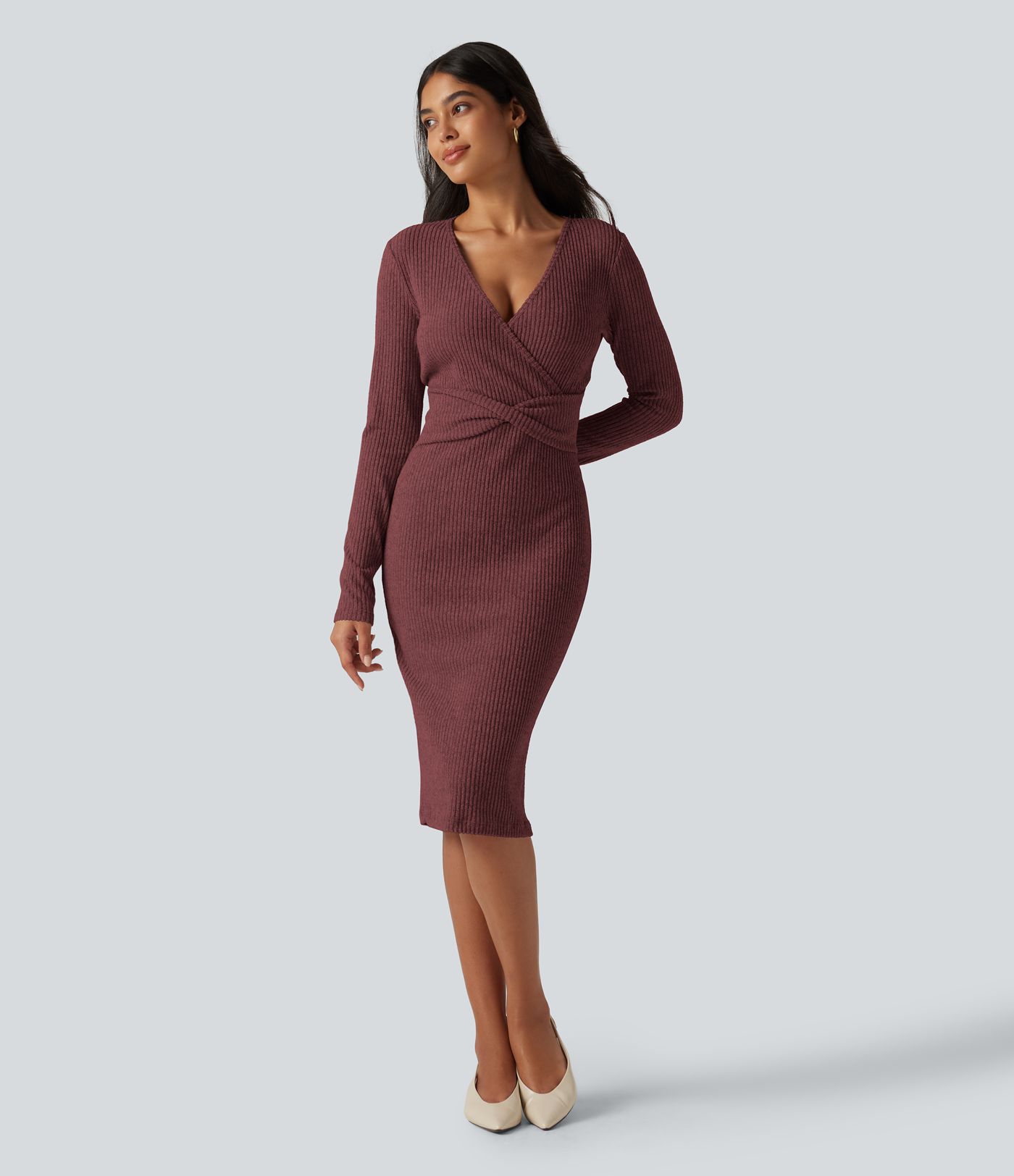 Robe midi moulante en maille côtelée à col V et manches longues