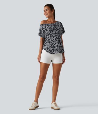 One Shoulder Short Sleeve Leopard Print Built-in Bra Curved Hem High Low Yoga Sports Top One Shoulder Short Sleeve Leopard Print Built-in Bra Curved Hem High Low Yoga Sports Top