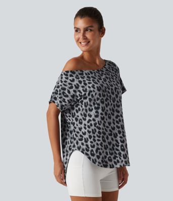 One Shoulder Short Sleeve Leopard Print Built-in Bra Curved Hem High Low Yoga Sports Top One Shoulder Short Sleeve Leopard Print Built-in Bra Curved Hem High Low Yoga Sports Top