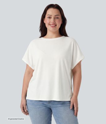 Plus Size Round Neck Batwing Sleeve Relaxed Casual T-Shirt