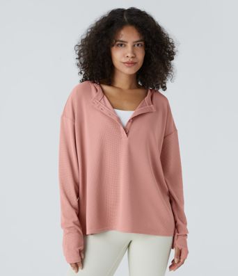 Sweatshirt Casual Waffle à Boutons Devant avec Trou Pouce et Fente