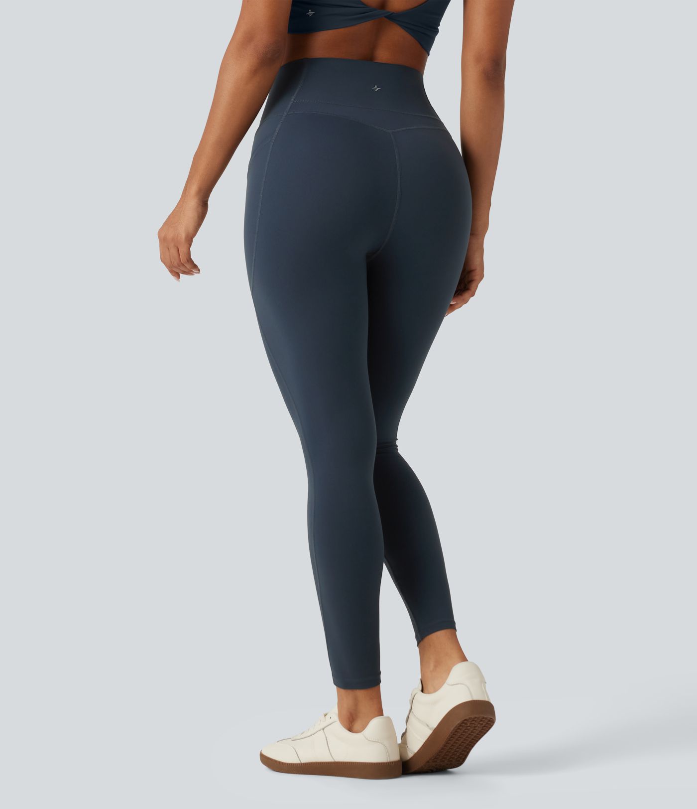 Halara UltraSculpt™ Curvy - hoch taillierte, bauchformende Shaping-Yoga-Leggings mit Taschen Halara UltraSculpt™ Curvy - hoch taillierte, bauchformende Shaping-Yoga-Leggings mit Taschen