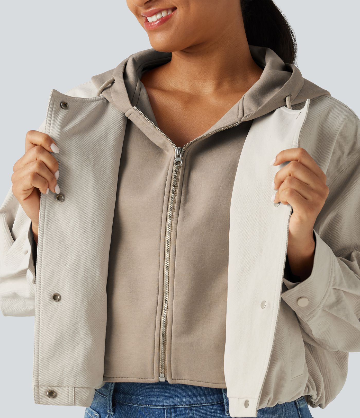 Veste ouverte à capuche et manches longues avec poches Veste ouverte à capuche et manches longues avec poches