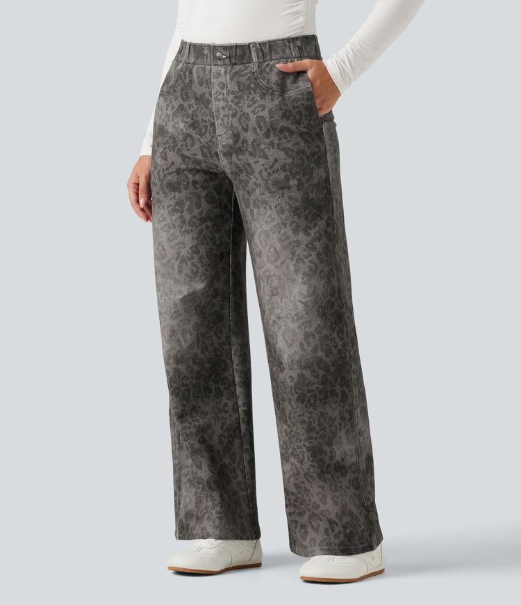 Pantalon de jogging en molleton French Terry effet jean léopard taille mi-haute coupe large avec poches Pantalon de jogging en molleton French Terry effet jean léopard taille mi-haute coupe large avec poches