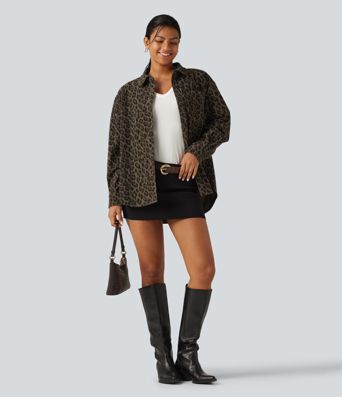 Lässige Hemdjacke aus Cord mit Brusttasche, langen Ärmeln und Leopardenmuster Lässige Hemdjacke aus Cord mit Brusttasche, langen Ärmeln und Leopardenmuster