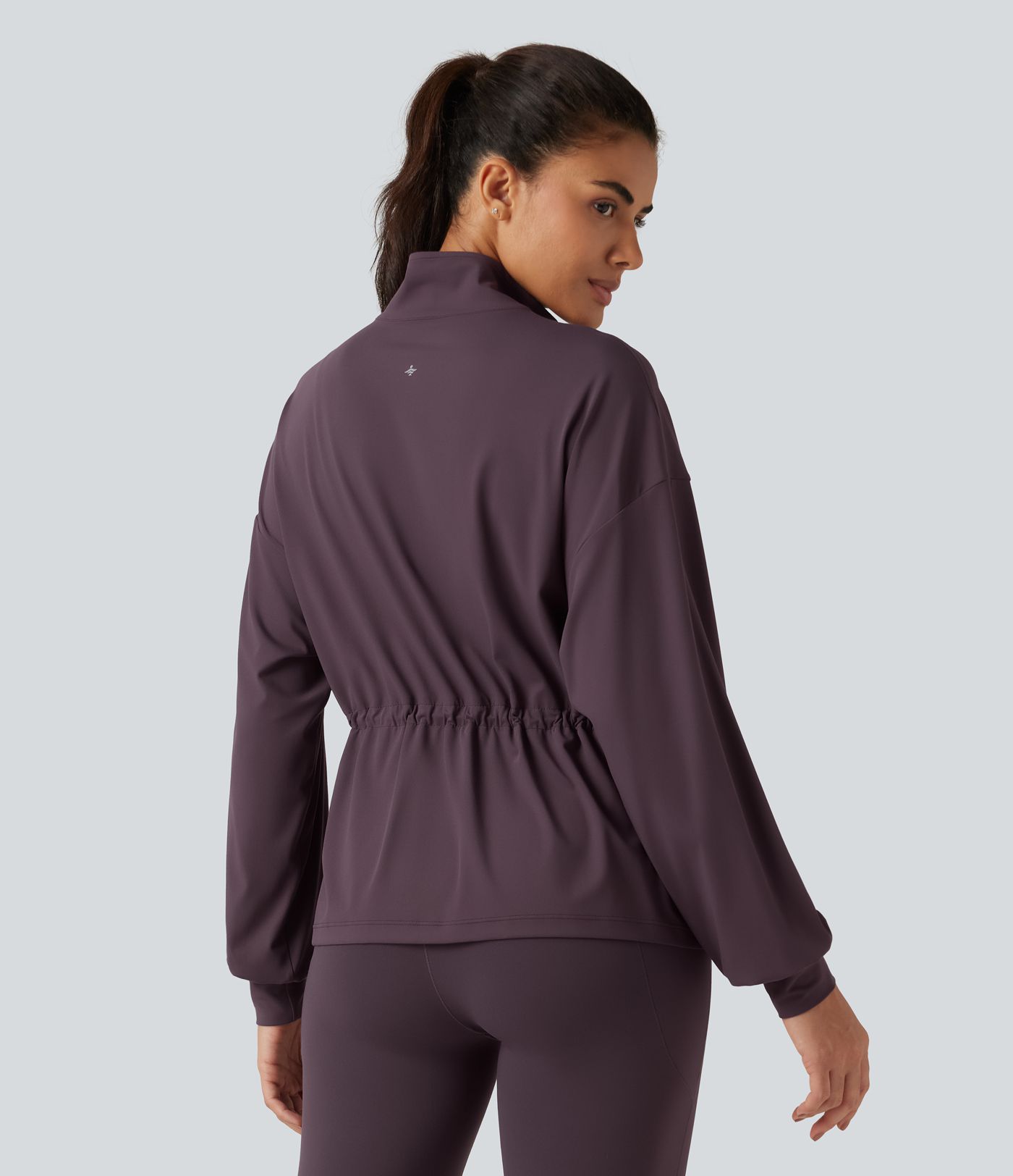 SoftlyZero™ - Yogajacke mit hohem Kragen und langen Ärmeln SoftlyZero™ - Yogajacke mit hohem Kragen und langen Ärmeln