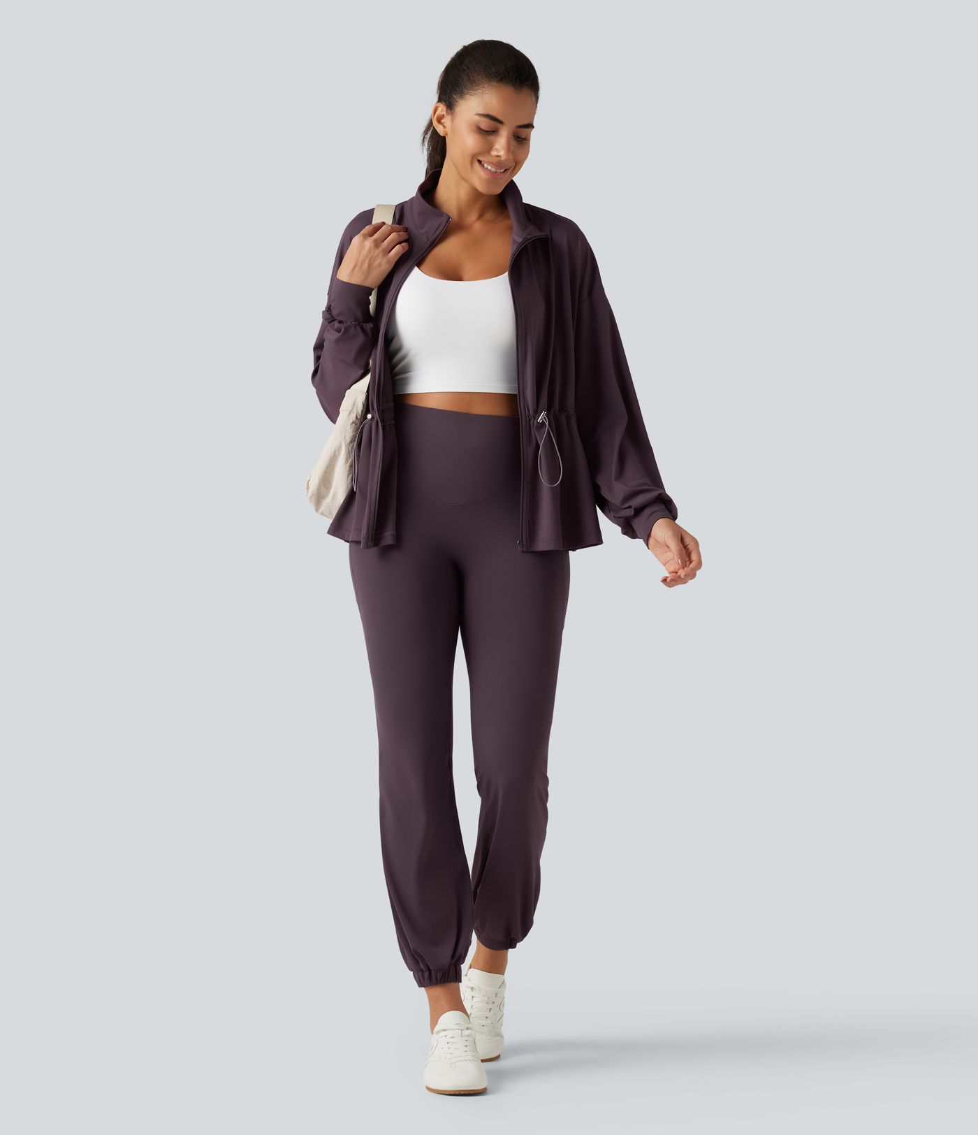 SoftlyZero™ - Yogajacke mit hohem Kragen und langen Ärmeln SoftlyZero™ - Yogajacke mit hohem Kragen und langen Ärmeln