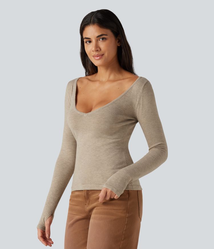 Lässiger Pullover mit V-Ausschnitt und langen Ärmeln - slim fit