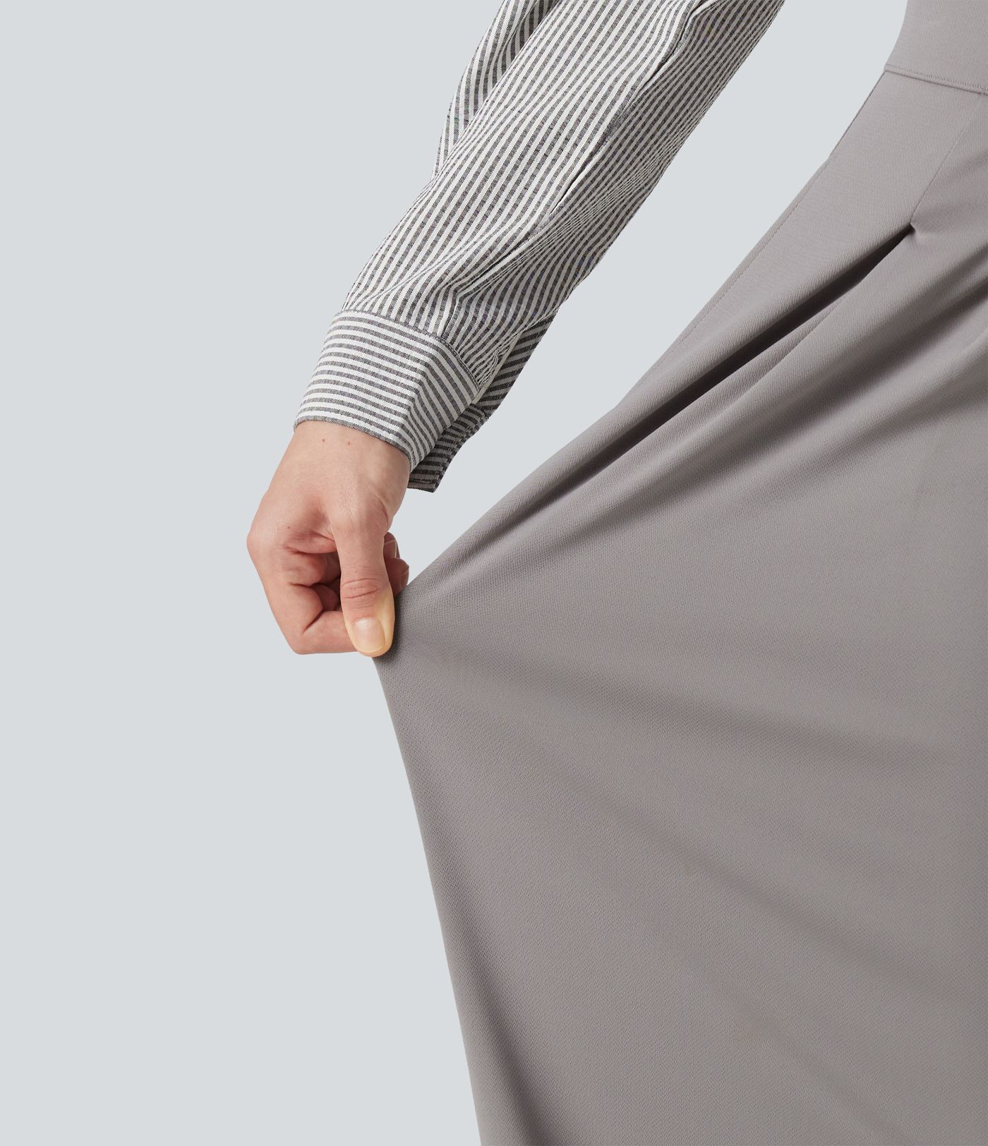 High Waisted Pleated Baggy Work Pants with Pockets High Waisted Pleated Baggy Work Pants with Pockets