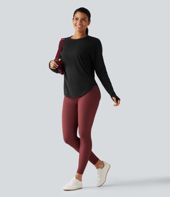 Haut de sport yoga à séchage rapide, encolure arrondie, manches longues avec passe-pouces et brassière intégrée Haut de sport yoga à séchage rapide, encolure arrondie, manches longues avec passe-pouces et brassière intégrée
