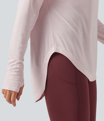 Haut de yoga à épaules dénudées, manches longues, brassière intégrée et séchage rapide Haut de yoga à épaules dénudées, manches longues, brassière intégrée et séchage rapide