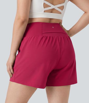 Short de yoga 2-en-1 13cm grande taille SoftlyZero™ Airy effet frais InstantCool taille haute croisée avec poches Short de yoga 2-en-1 13cm grande taille SoftlyZero™ Airy effet frais InstantCool taille haute croisée avec poches