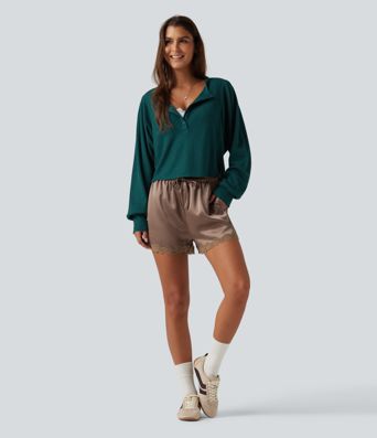 Gerafftes Lounge-Top mit Henley-Ausschnitt, langen Ärmeln, Waffelstoff und abgerundetem Saum