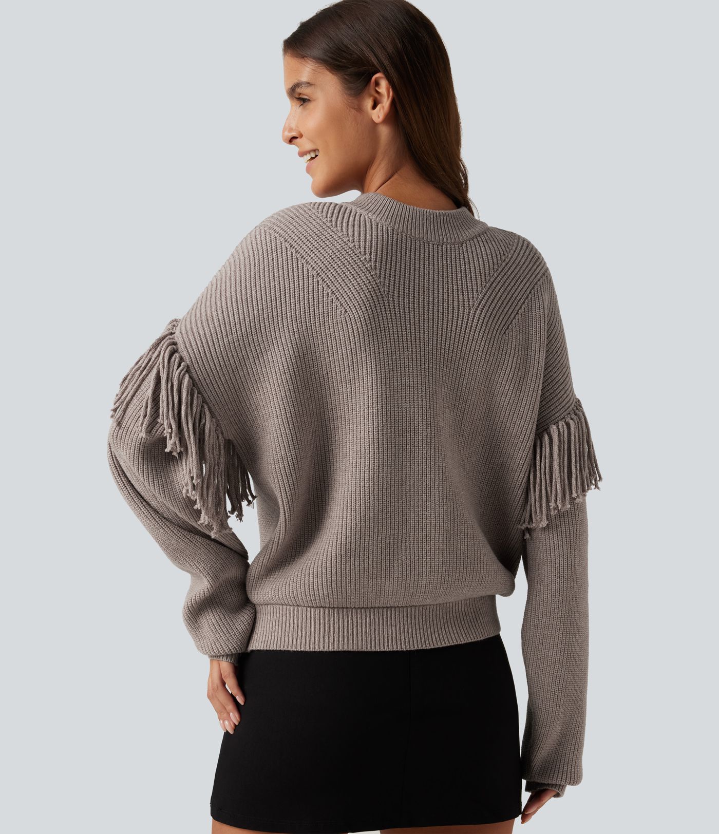 Pull de bureau à encolure arrondie, manches longues et franges