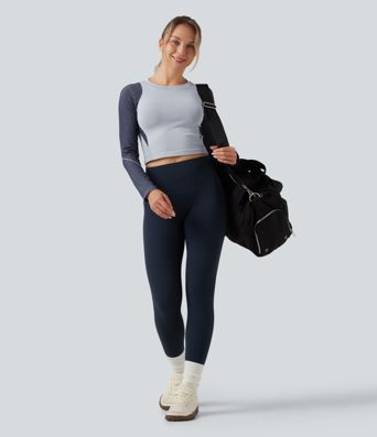 Yoga-Sport-Top mit Rundhalsausschnitt, langen Ärmeln und Farbblock