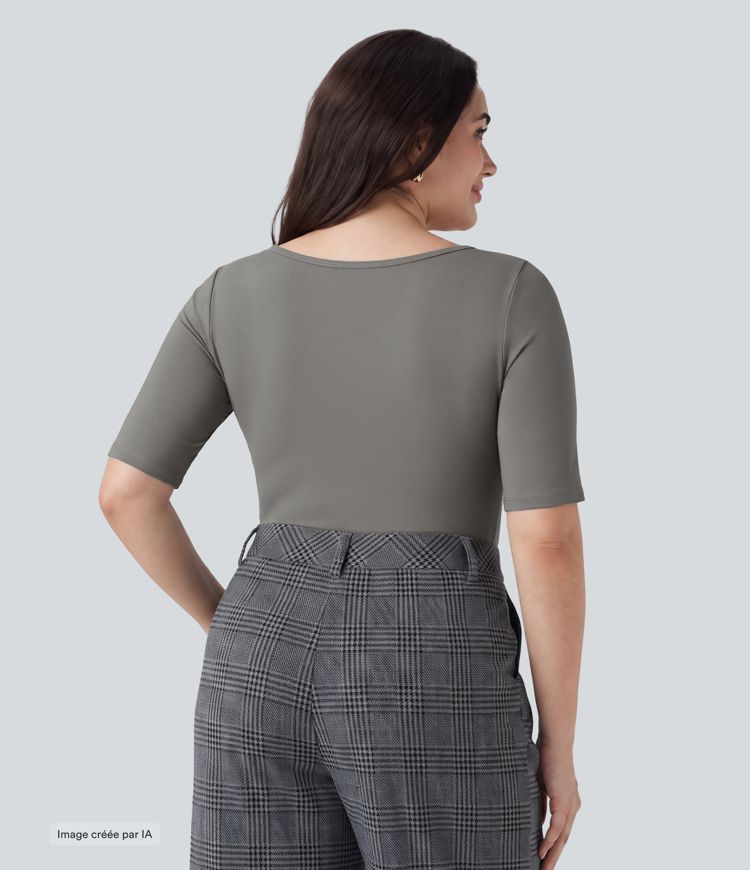 T-shirt de bureau grande taille SoftlyZero™ Airy effet frais InstantCool à encolure arrondie dégagée et manches courtes T-shirt de bureau grande taille SoftlyZero™ Airy effet frais InstantCool à encolure arrondie dégagée et manches courtes