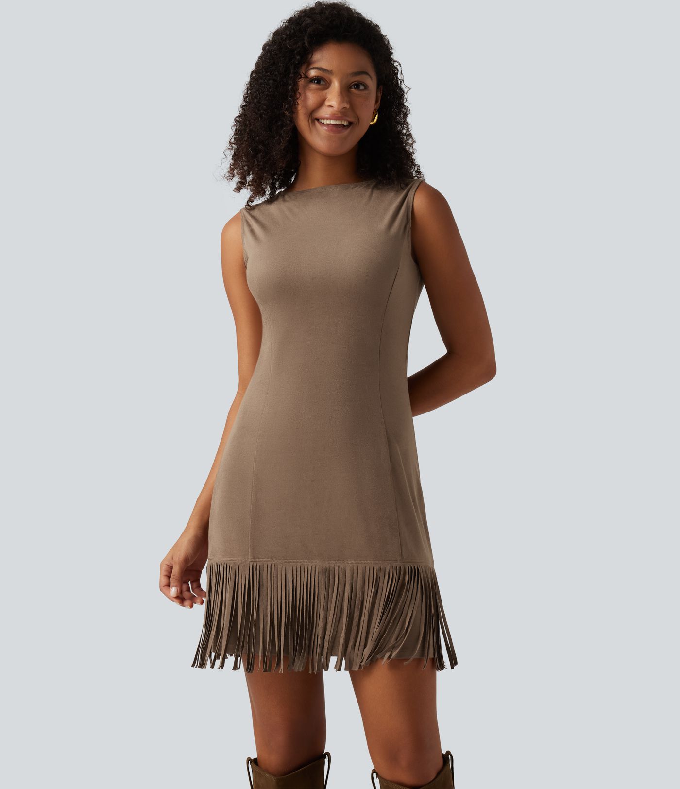 Robe de soirée mini sans manches effet suédine à encolure arrondie et franges