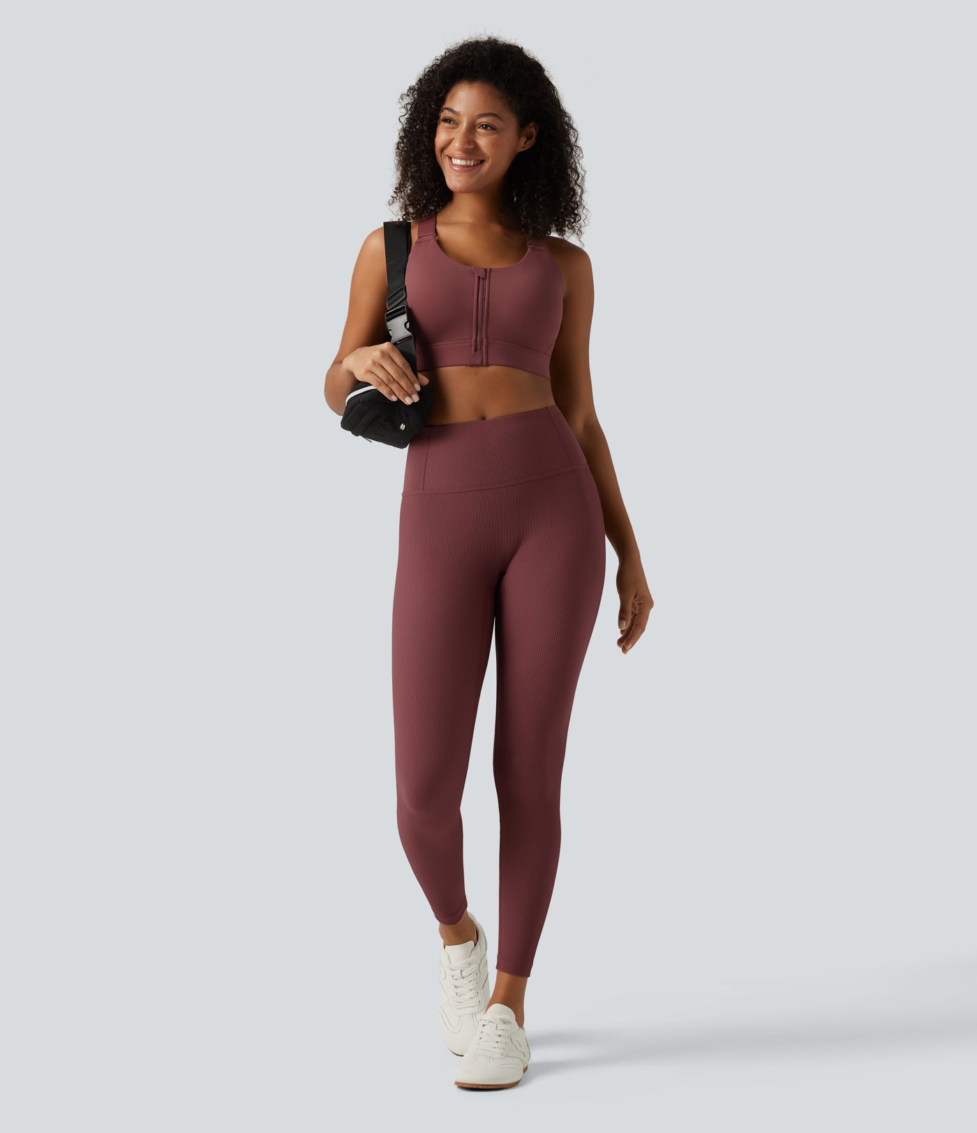 High Support U Neck Adjustable Straps Training Sports Bra with Non-Removable Pad High Support U Neck Adjustable Straps Training Sports Bra with Non-Removable Pad