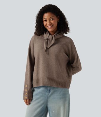 Lässiger Pullover mit Rundhalsausschnitt, langen Ärmeln und passendem Schal Lässiger Pullover mit Rundhalsausschnitt, langen Ärmeln und passendem Schal