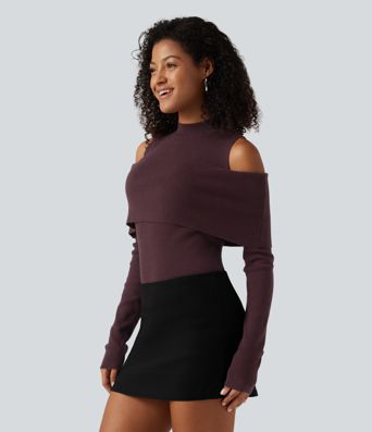 Lässiger Pullover mit hohem Kragen, langen Ärmeln und Cut-Outs - slim fit Lässiger Pullover mit hohem Kragen, langen Ärmeln und Cut-Outs - slim fit