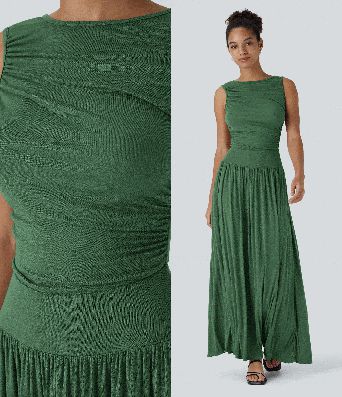 Robe longue à encolure bateau, bretelles asymétriques, côtés froncés et poches Robe longue à encolure bateau, bretelles asymétriques, côtés froncés et poches