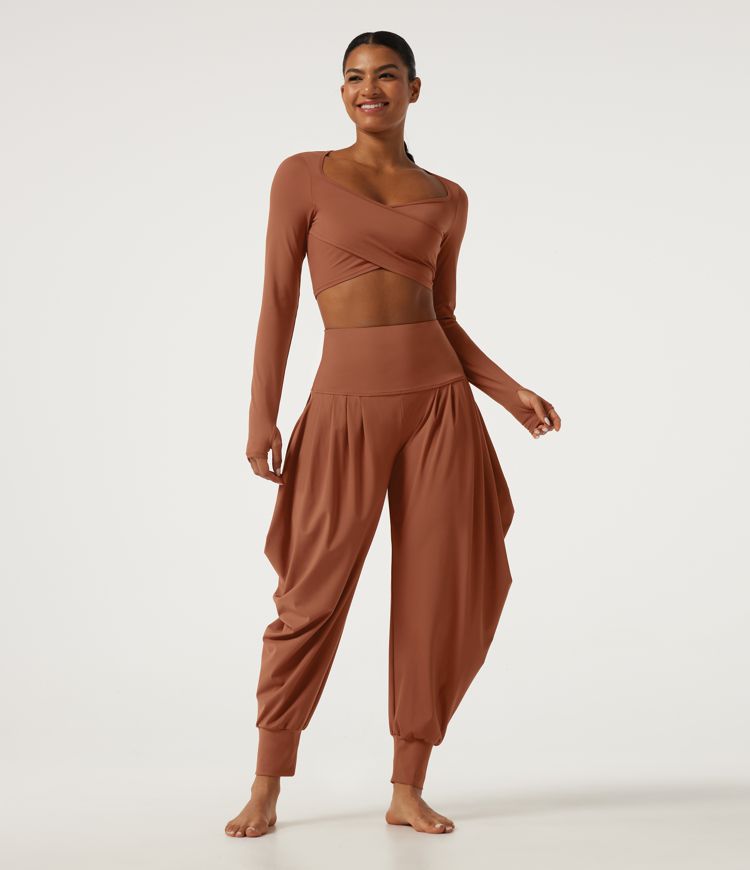 SoftlyZero™ Airy joggers de baile de talle alto, con efecto stacked InstantCool y bolsillos SoftlyZero™ Airy joggers de baile de talle alto, con efecto stacked InstantCool y bolsillos