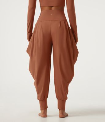 SoftlyZero™ Airy joggers de baile de talle alto, con efecto stacked InstantCool y bolsillos SoftlyZero™ Airy joggers de baile de talle alto, con efecto stacked InstantCool y bolsillos