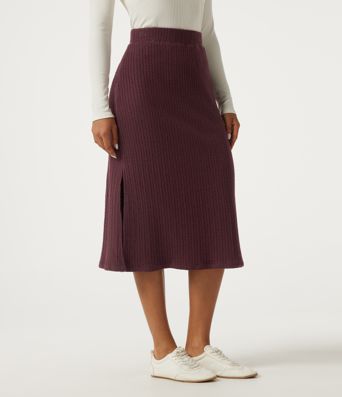 Lässiger A-Linien-Midirock mit hoher Taille und Saumschlitz Lässiger A-Linien-Midirock mit hoher Taille und Saumschlitz