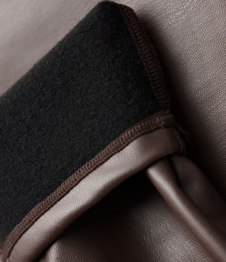 Lässige, ausgestellte Fleece-Leggings aus elastischem Kunstleder mit hohem Bund und Gesäßtaschen