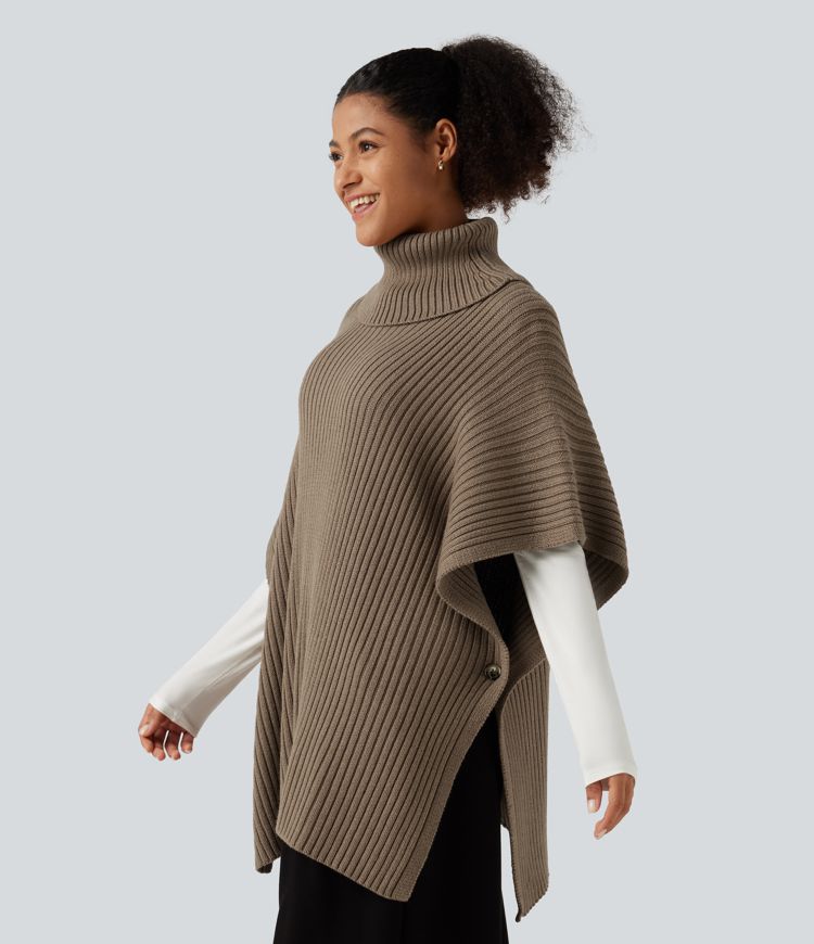 Lässiger Pullover mit hohem Kragen und halblangen Fledermausärmeln