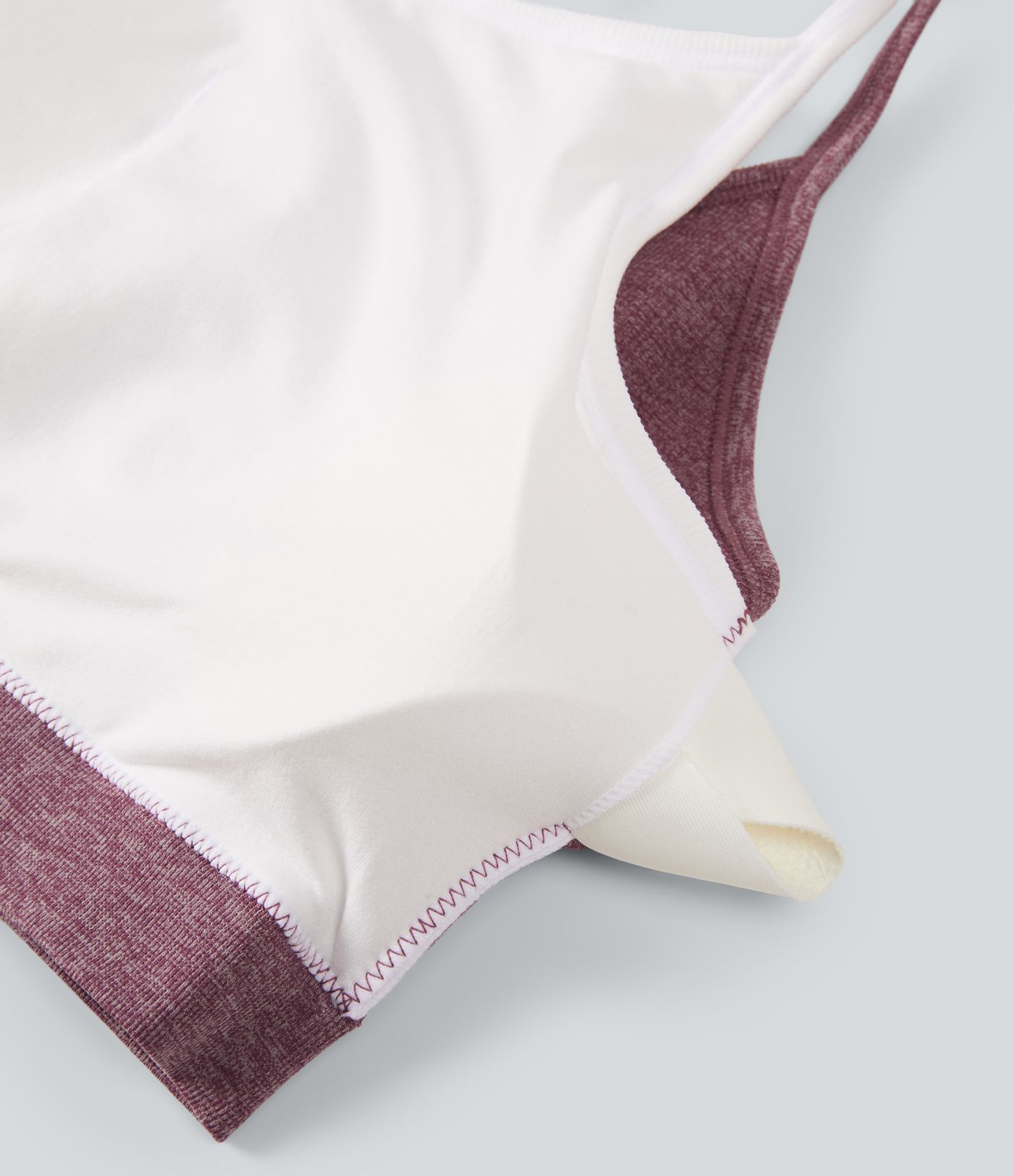 OneForm Seamless Flow Low Support U Neck Built-in Bra Cropped Workout Sports Bra