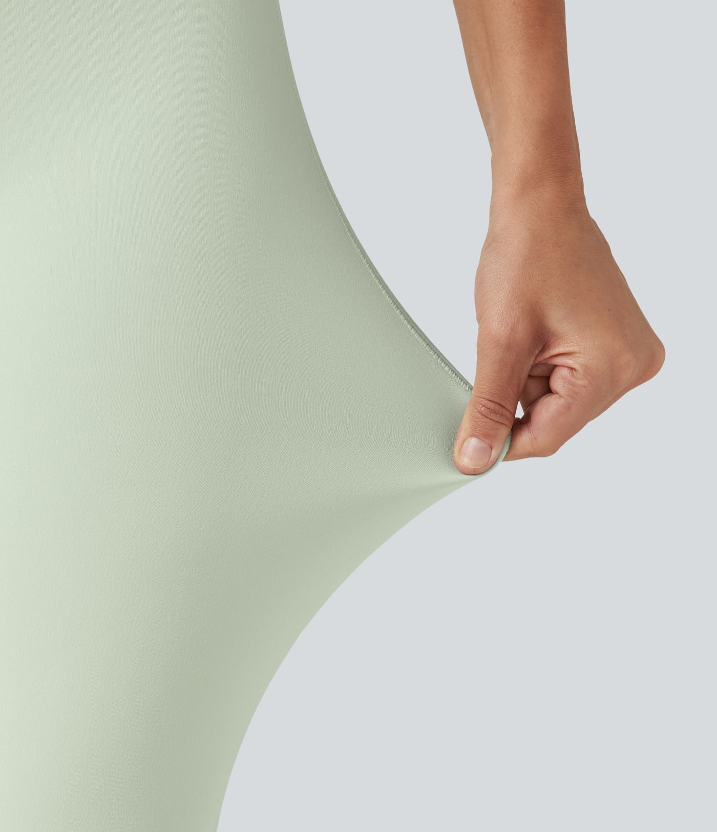 SoftlyZero™ legíny s vysokým pasem a překříženým předním dílem, jednobarevné bootcut, volnočasové, s kapsami — UPF50+ SoftlyZero™ legíny s vysokým pasem a překříženým předním dílem, jednobarevné bootcut, volnočasové, s kapsami — UPF50+
